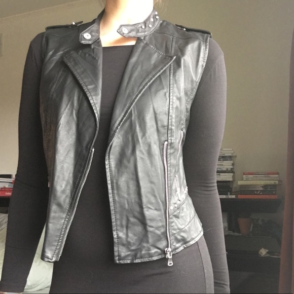 Allen B by Allen Schwartz black vest size small - Picture 2 of 6